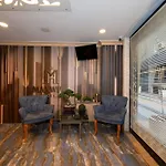 Maxwell Hotel 3*