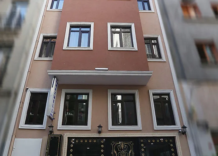 Maxwell Отель 3*