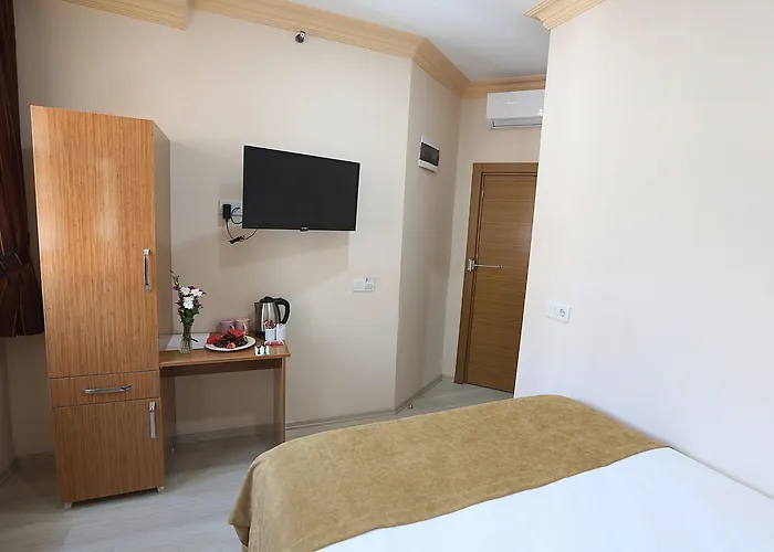 فندق ماكسويل