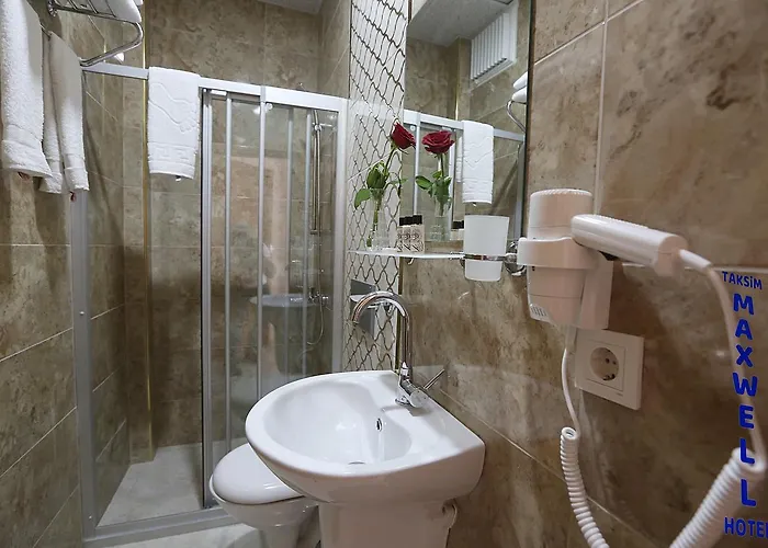 فندق ماكسويل